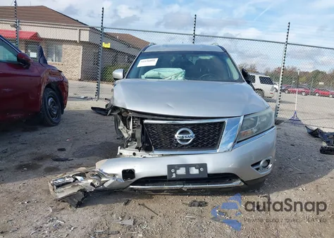 2015 Nissan Pathfinder Sl z USA, uszkodzony, nr VIN 5N1AR2MM2FC614943